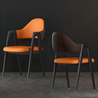 Chaise de salle à manger moderne en cuir à dossier ouvert et incurvé avec accoudoirs